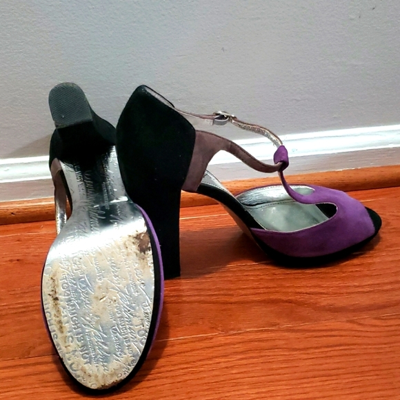 Beverly Freedman Colorblock Suede Heels - Picture 3 of 5